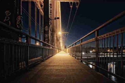 p站官网入口站内站外联动｜评论区热词分析形成内容闭环