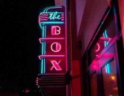 抖音成人版全新上线：剧情演出合集热播中